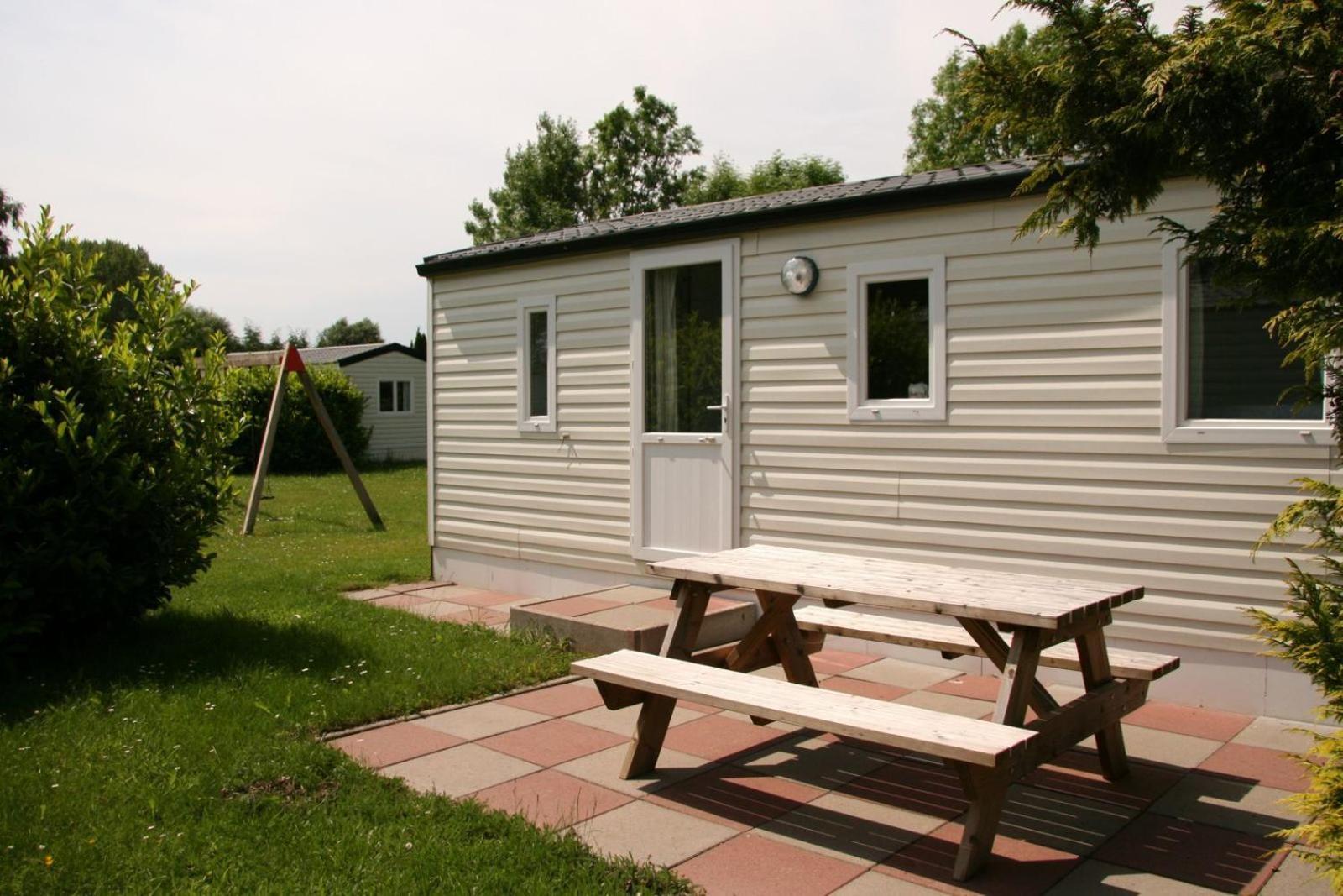 Recreatiepark En Jachthaven De Scherpenhof Terwolde Exterior photo